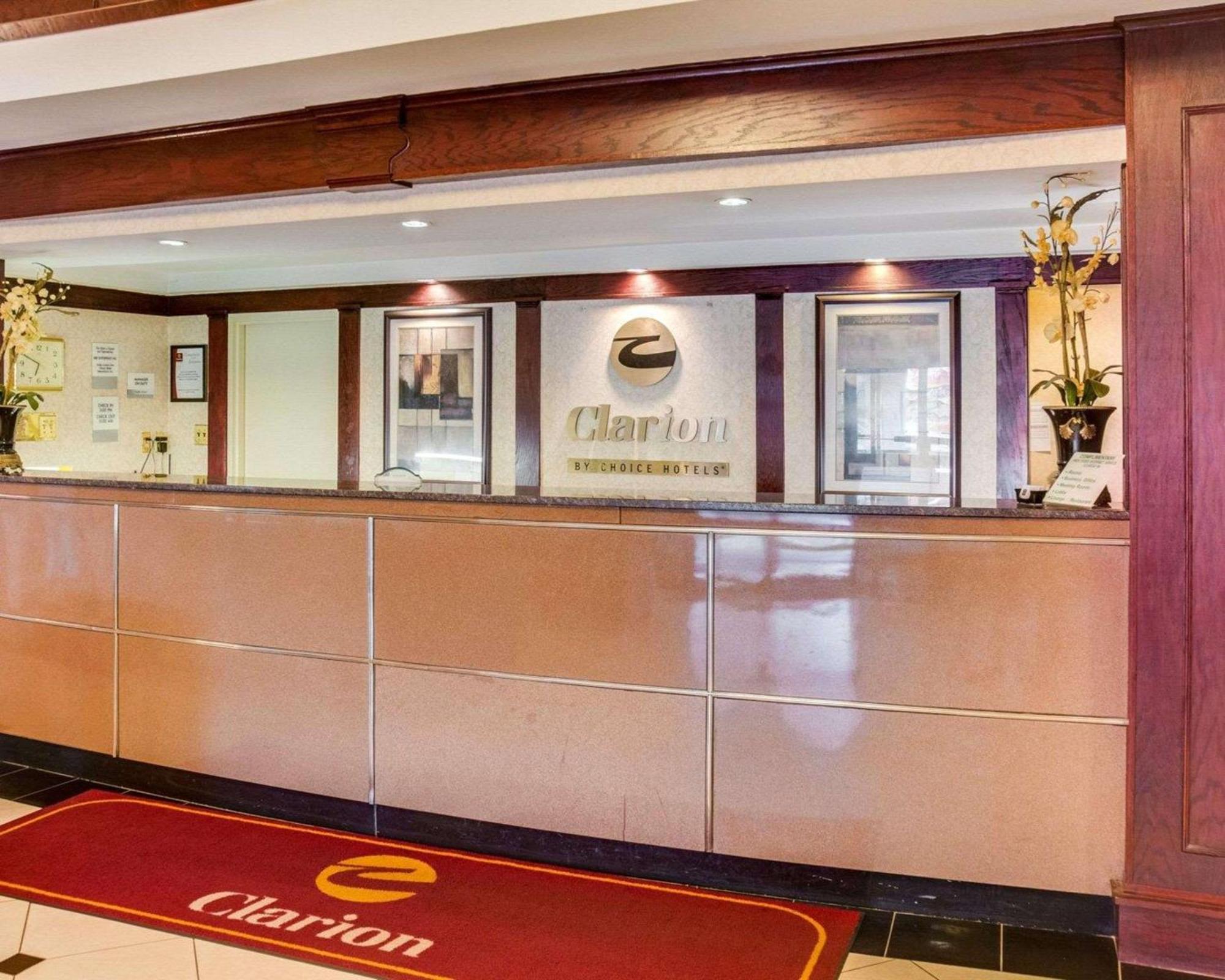 Clarion Inn Fredericksburg Exterior photo